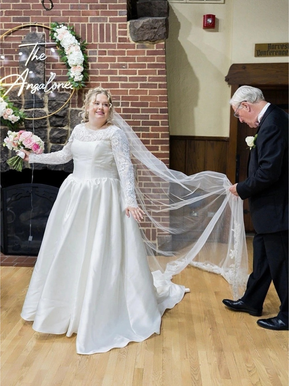 Jenny Yoo Strapless Wedding Gown Bridal 16 (Altered)